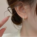 925 Sterling Silver Plated 14K Gold Simple Earrings Design High-grade Diamond Ear Buckle Light Luxury Ear Ring Ouni Na