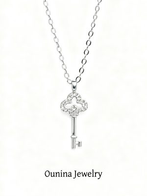 S925 Sterling Silver Gold Plated Key Necklace Women Light Luxury Design High-grade Diamond Clavicle Chain Autumn and Winter Sweater Chain Ouni Na