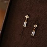color: Gold Pair (with Silver Ear Plug)