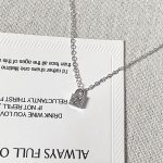 color: white gold
