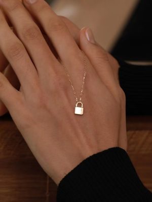 S925 Sterling Silver Plated 14K Gold Face Small Gold Lock Necklace Women's French Style Light Luxury All-match Design Collarbone Chain Ouni Na