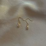 color: 18K Gold