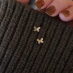 Factory direct supply S925 sterling silver plated 14K gold butterfly earrings women's light luxury mini diamond earrings Ouni Na