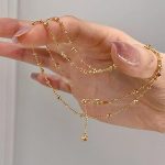 color: 18K Gold