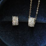 color: 18k gold