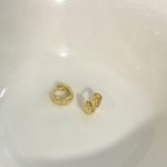 color: 18K Gold