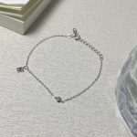 color: white gold