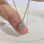 color: white gold
