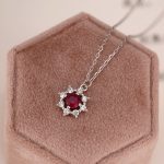color: white gold