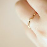 color: 18K Gold / size: US Code 5