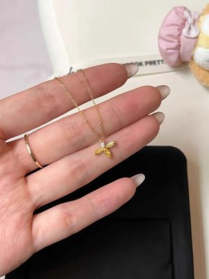 S925 Silver Plated 18K Gold Cute Bee Pendant Necklace Women's Advanced Light Luxury Design Versatile Collarbone