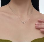 color: white gold