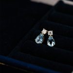 color: 14K gold pair (with earplugs)