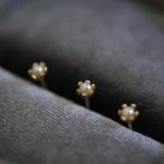 color: 14K gold pair (with earplugs)