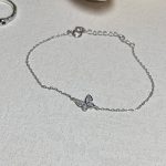 color: white gold