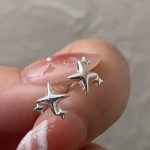 color: white gold