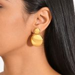 Golden oval striped geometric stainless steel earrings, Baota-style light-luxury design square ear accessories.