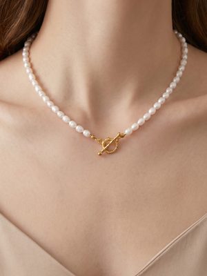 Retro Gentle Elegant Freshwater Pearl Bracelet and Necklace Set Stainless Steel Commuter Ornament