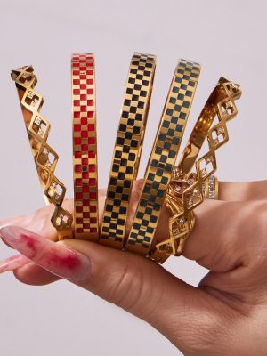 Stainless Steel Cube Plaid Oil Dripping Geometric Buckle Bracelet Chic Light Luxury All-Matching Combination