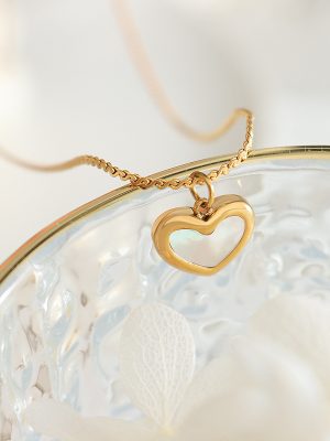 INS Peach Heart Shell Necklace Gentle Little Fairy Three Pieces Chinese Valentine's Day Couple Jewelry Ornament Bracelet