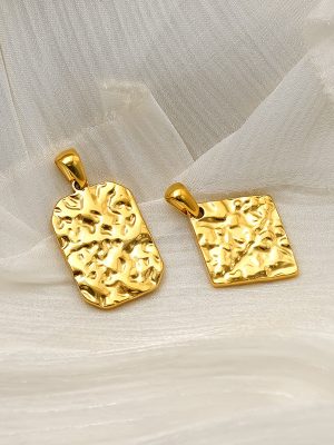 Cold Simple and Irregular Pleated Square Plate Pendant Female Clavicle Chain Stainless Steel Ornament