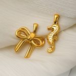 Stainless Steel Bow Seahorse Pendant 18K Gold Plating All-Match Accessories Pendant