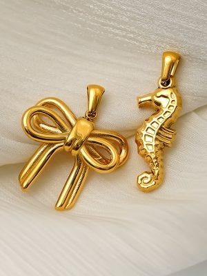 Stainless Steel Bow Seahorse Pendant 18K Gold Plating All-Match Accessories Pendant