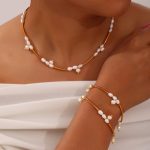 French Entry Lux Temperament Elegant Accessories Geometric Freshwater Stringed Pearls Design Stainless Steel Jewelry Set