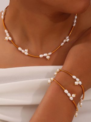 French Entry Lux Temperament Elegant Accessories Geometric Freshwater Stringed Pearls Design Stainless Steel Jewelry Set