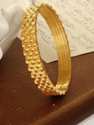 New Personalized Stainless Steel Gold-Plated Layer Watch Chain Bracelet Ornament Female