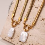 Personality Simple and Irregular Freshwater Shell Necklace Premium Snake Bone Chain Ornament