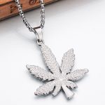 color: Maple Leaf 2+ Stainless Steel Chain
