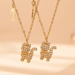 Kitten Pendant Inlaid 5A Zircon Collarbone Necklace Bracelet Female Accessories Set Middle East Jewelry