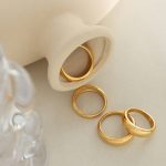 One-Piece Delivery for Men and Women Couple Simple Simple Bracelet Personalized Ring Glossy Stainless Steel Ring Accessories