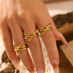 French Design Winding Hollow Cross Line Ring Stainless Steel Plating 18K Gold-Plated Ring Cold Hand Jewelry