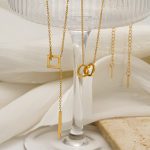 Stainless Steel Heart-Shaped Buckle 18K Gold Necklace Women's Light Luxury Advanced Double Ring Heart-Shaped Pendant Clavicle Chain