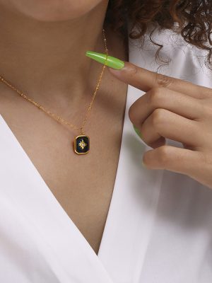 Vintage Black Acrylic Oil Dripping Diamond Star Square Plate Necklace Stainless Steel Gold Plated Commuter Ornament