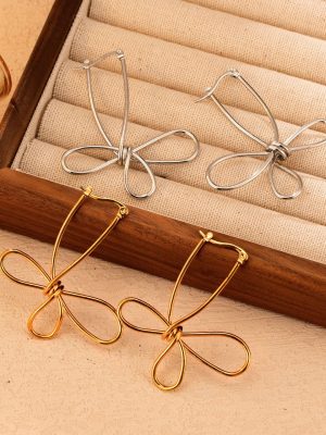 Petal-Shaped Stainless Steel Knotted Earrings Women's 18K Advanced All-Match Earrings