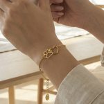 Simple Cute Cat's Paw Love Buckle Chain Bracelet Simple All-Match Stainless Steel Bracelet