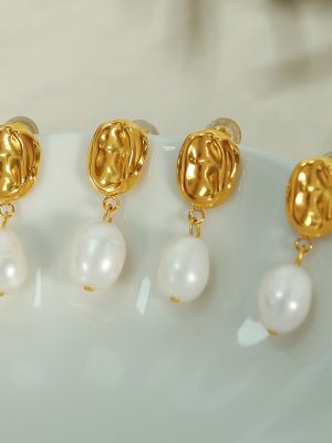 French Style Retro Affordable Luxury Stainless Steel 18K Gold Plating Irregular Earrings Shaped Natural Pearl Pendant High-Grade Earrings