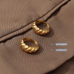 New Vintage Heavy Flank of Thread Cast Ring Little Finger Ring Stainless Steel 18K Gold-Plated Ring Female Accessories