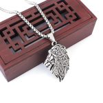color: Lion + Steel Chain