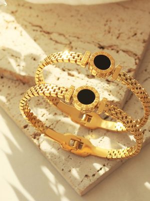 Light Luxury Unique No Color Fading Bracelet Design Stainless Steel Plated 18K Gold Bracelet Ornament Women