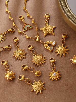 Retro Personalized Three-Dimensional Embossed Sun Rainbow Lobster Buckle Pendant 18K Gold Plated DIY Ornament Accessories