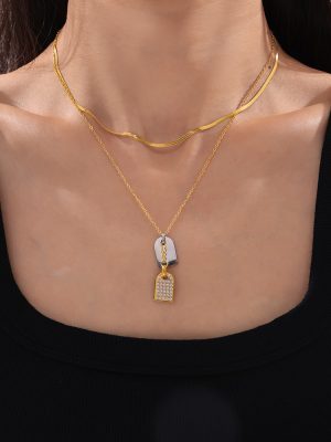 Simple Personality Affordable Luxury Ornament Square Plate Diamond-Studded Design Double Color Pendant Stainless Steel Necklace
