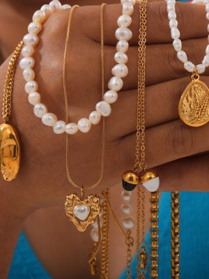 Personality Simple Freshwater Pearl Stitching Ornament Geometric Texture Design Pendant Stainless Steel Gold-Plated Necklace