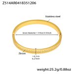 color: Z514-Gold Bangle
