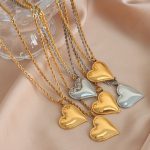 Simple Stainless Steel Plated 18K Gold Love Pendant Clavicle Chain Necklace for Women All-Match Jewelry 316L