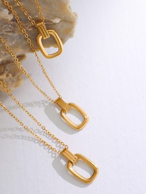 French Style Cold Oval Pendant Necklace and Earrings Suite Stainless Steel Plated 18K Real Gold Light Luxury Ornament
