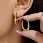 Simple All-Match Room Gold Twisted Braided Ring Stainless Steel Gold Plated Personality Temperament Entry Lux Ornament Female Earrings Earrings